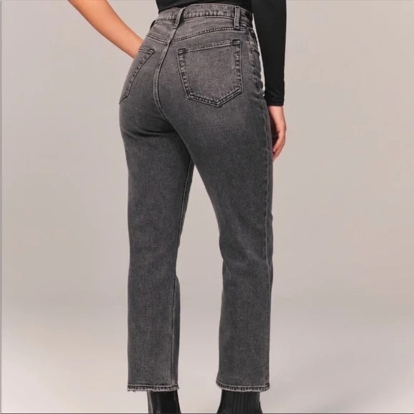Abercrombie & Fitch Ultra High Rise Ankle Straight Jeans - Picture 2 of 4